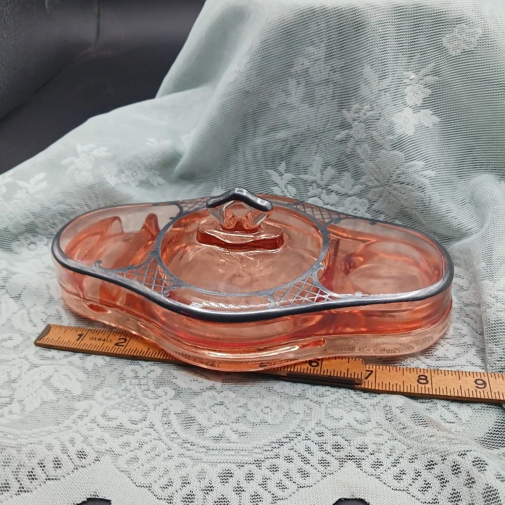 Cambridge Pink Depression Glass Vanity Holder Dresser Compact Silver Overlay lid